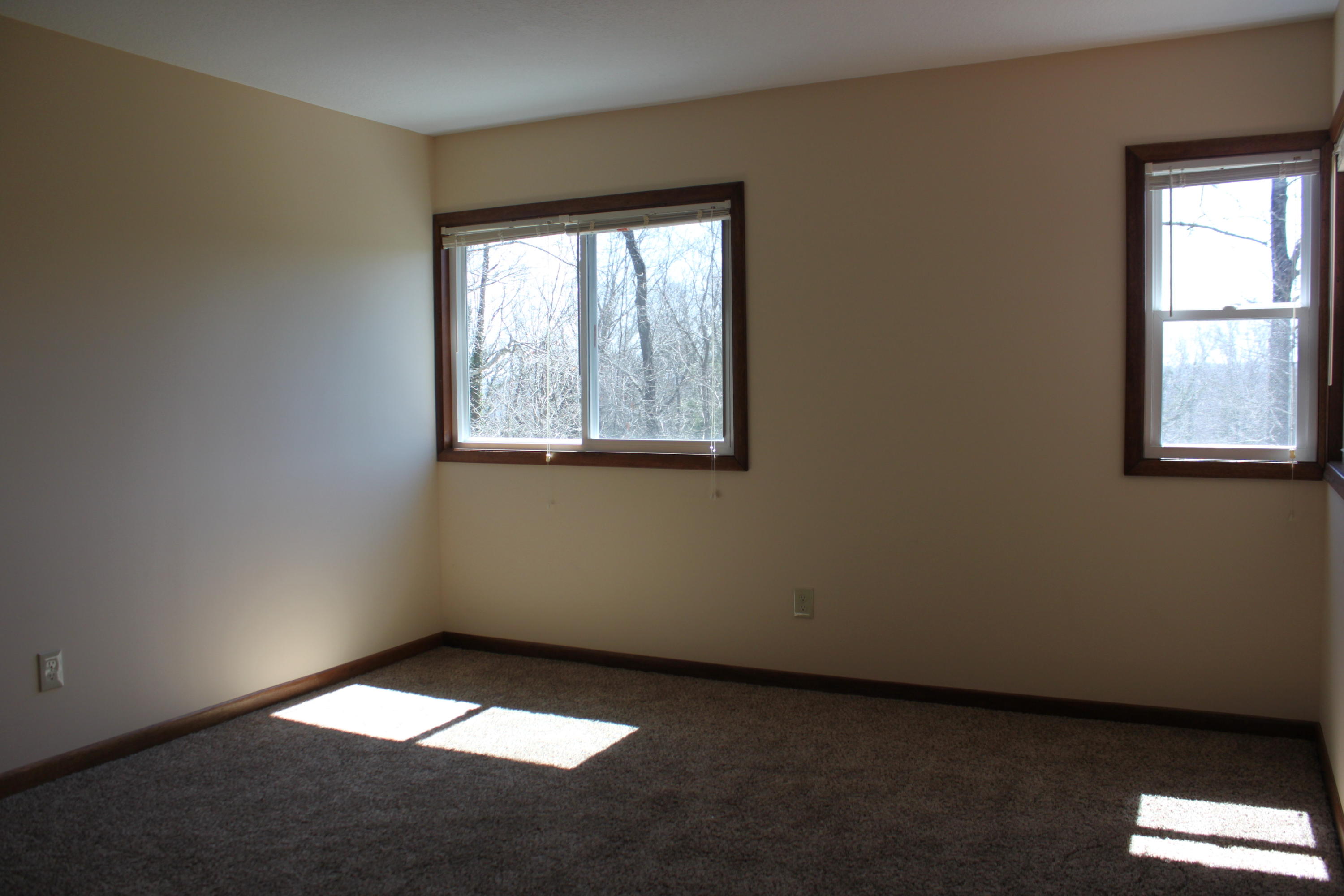 331 West Outer Drive Oak Ridge, TN 37830 - Photo 4 of 26 Bedroom 1