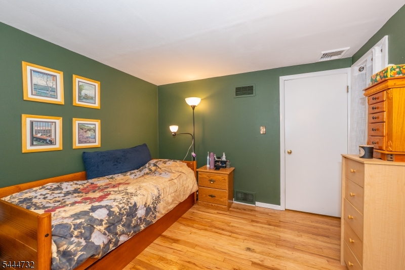 89 Moraine Road Morris Plains, NJ 07950 - Photo 1 of 48