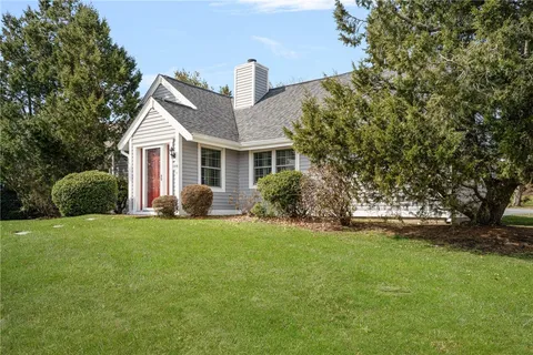 $649,000 | 318 Corey Lane, Unit 318, Middletown, RI 02842