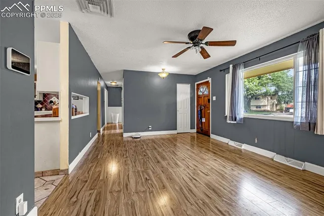 $289,500 | 3940 Hollybrook Lane, Pueblo, CO 81005