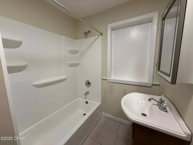 $1,250 | 1118 Fairland Avenue, Panama City, FL 32401