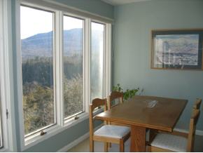 1229 Notchbrook Road, Unit AB Stowe, VT 05672 - Photo 5 of 10 Gallery Image 5