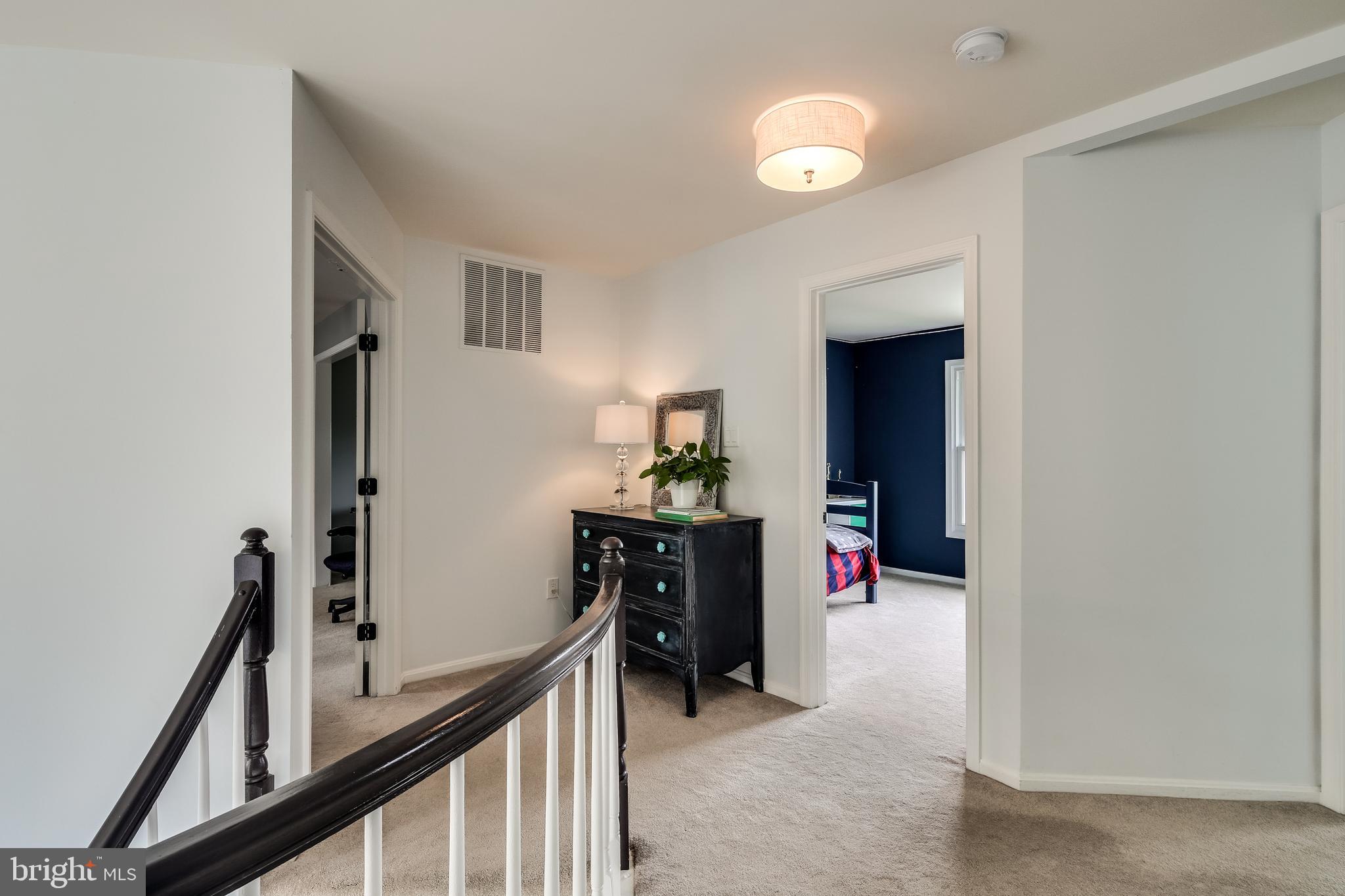 1847 Cherry Road Annapolis, MD 21409 - Photo 15 of 36 Stair landing