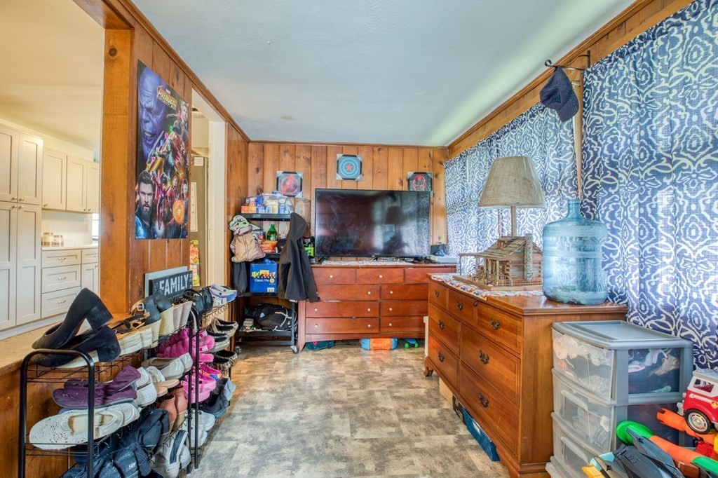 186 Harwich Road West Springfield, MA 01089 - Photo 22 of 27 Gallery Image 22