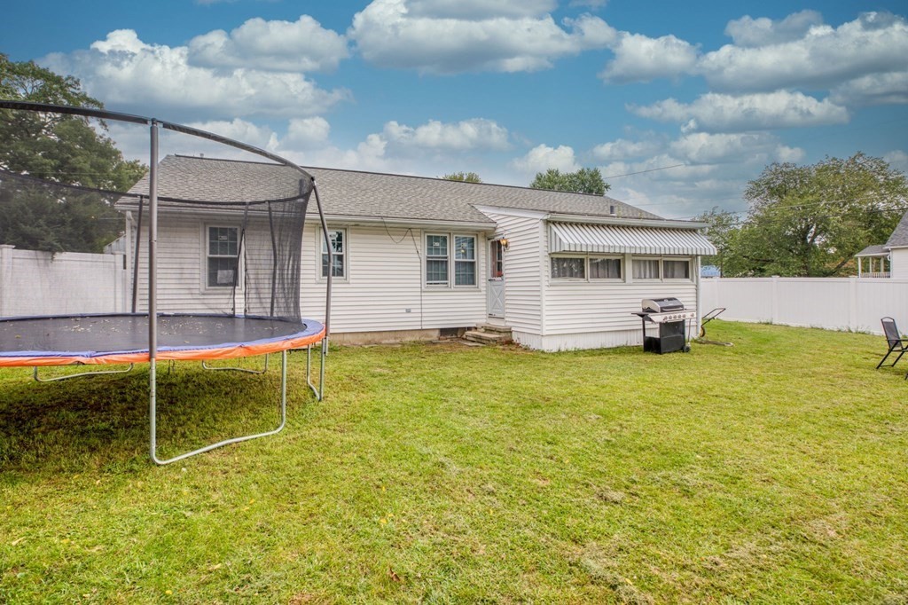 186 Harwich Road West Springfield, MA 01089 - Photo 26 of 27 Gallery Image 26