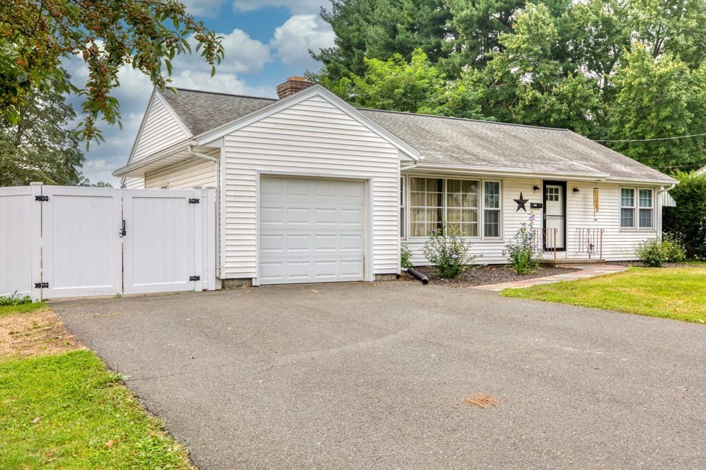 186 Harwich Road West Springfield, MA 01089 - Photo 27 of 27 Gallery Image 27