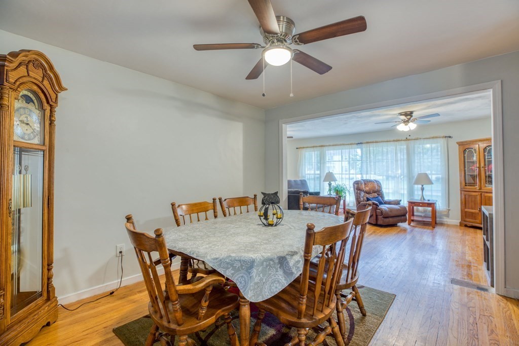 186 Harwich Road West Springfield, MA 01089 - Photo 5 of 27 Gallery Image 5