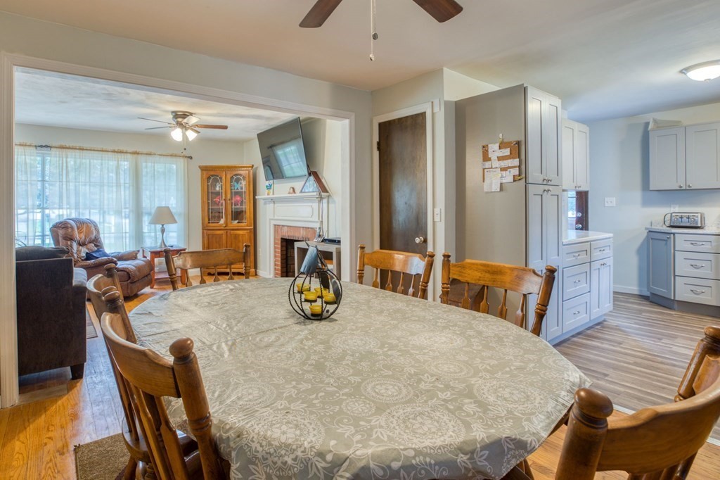 186 Harwich Road West Springfield, MA 01089 - Photo 6 of 27 Gallery Image 6