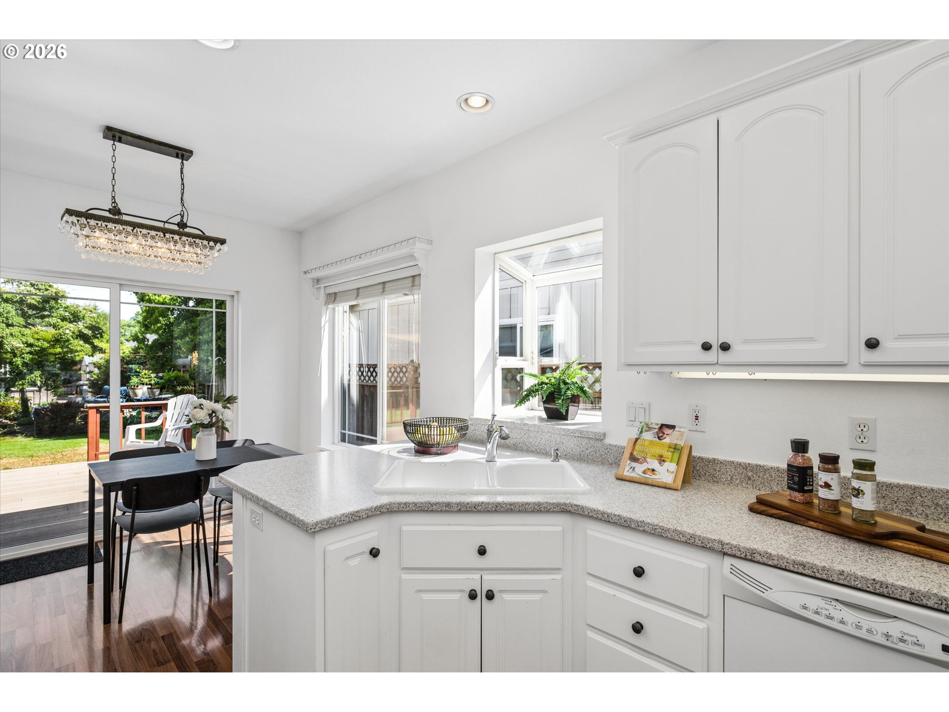 3461 Merryvale Road Eugene, OR 97404 - Photo 14 of 47 Kitchen