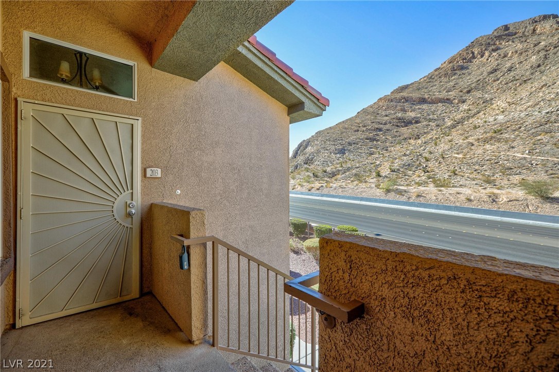 3545 Cactus Shadow Street, Unit 203 Las Vegas, NV 89129 - Photo 4 of 48