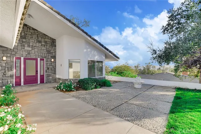 $1,250,000 | 5385 Park Lane, San Bernardino, CA 92404