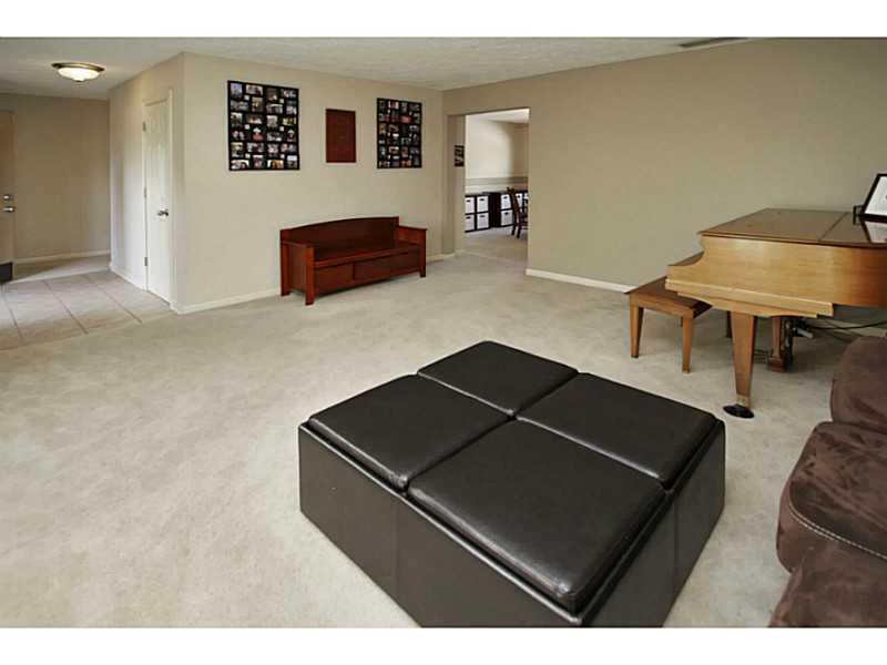 7228 Eagle Road Indianapolis, IN 46278 - Photo 17 of 24 Gallery Image 17