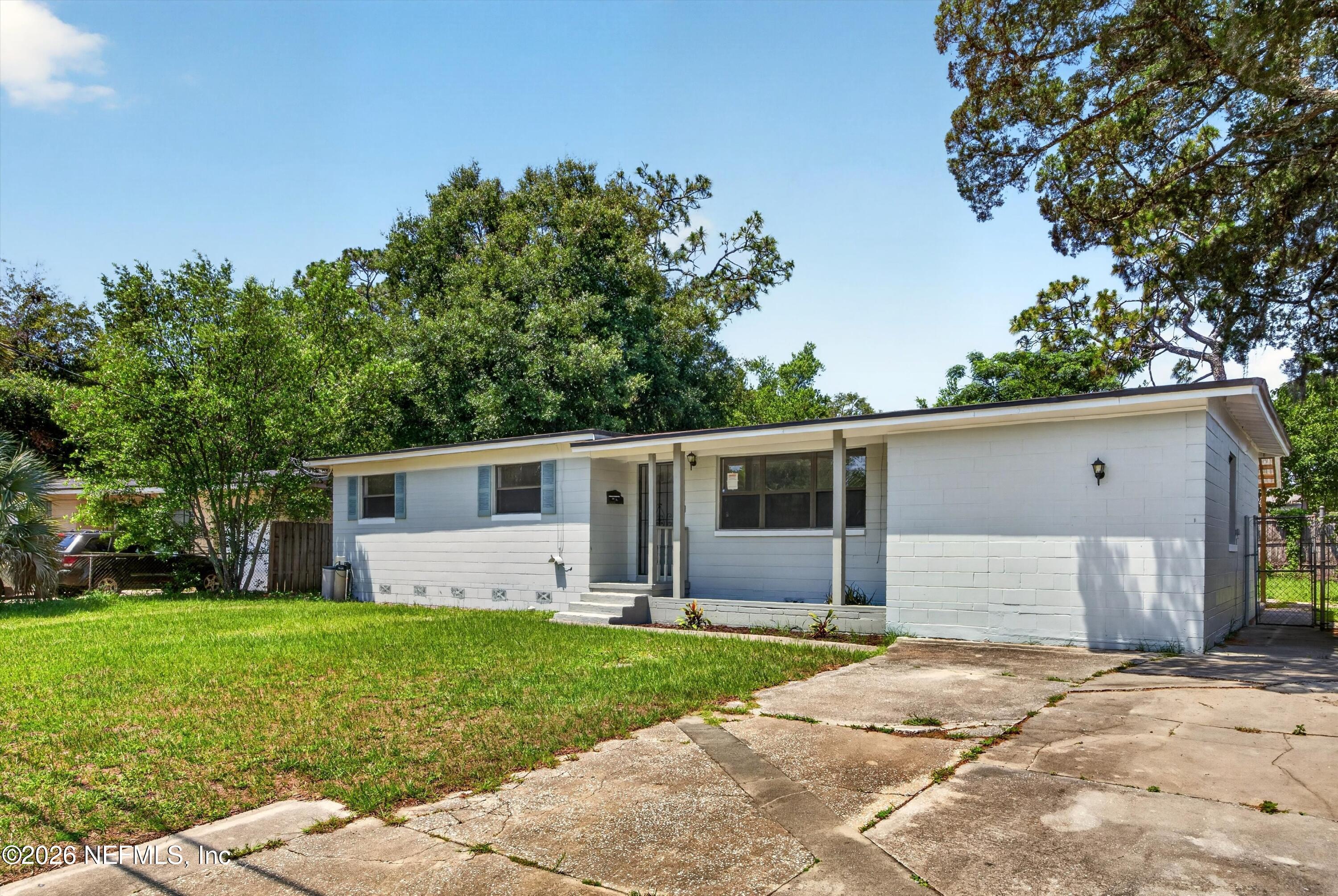 3248 Shetland Road West Jacksonville, FL 32277 - Photo 4 of 46 03-3248 Shetland Rd W-27