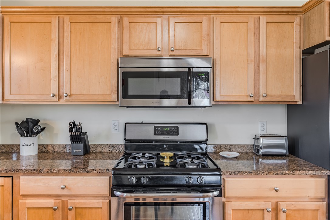 27 Streamview Drive Cumberland, RI 02864 - Photo 12 of 45