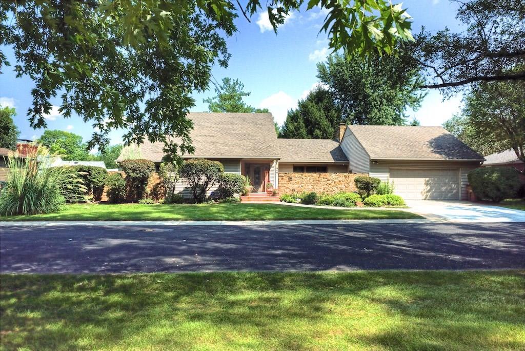 940 Rocky Ford Road Columbus, IN 47203 - Photo 2 of 45 Gallery Image 2