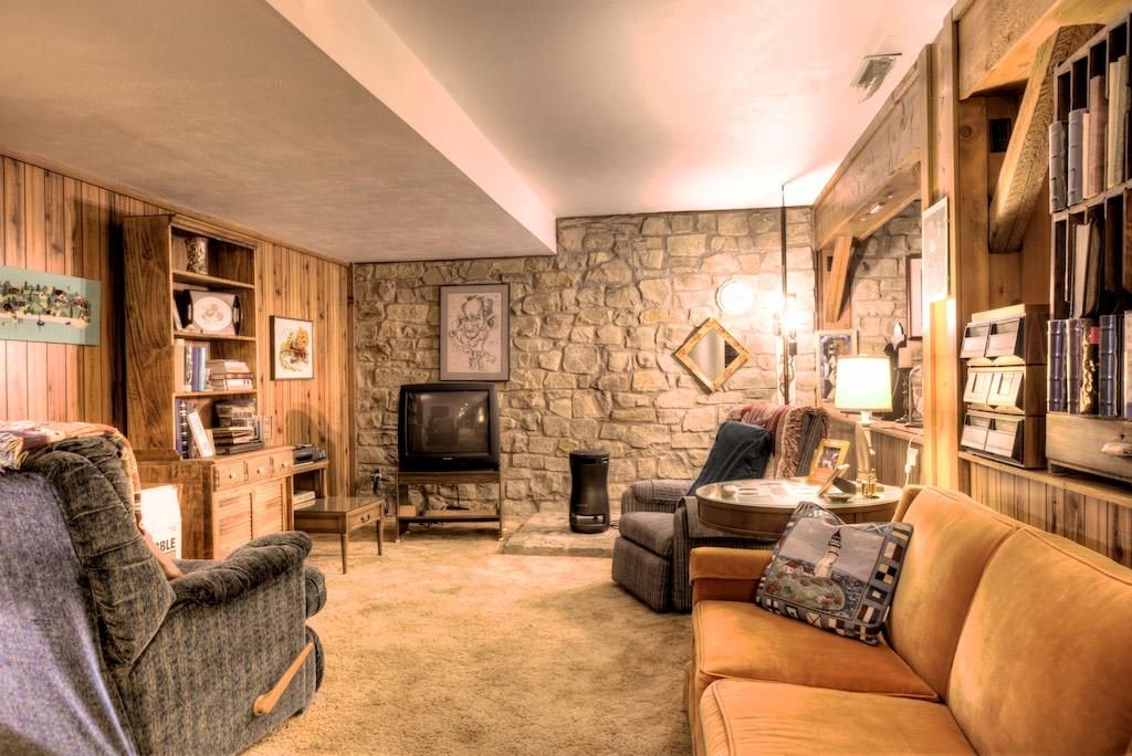 940 Rocky Ford Road Columbus, IN 47203 - Photo 42 of 45 Gallery Image 42