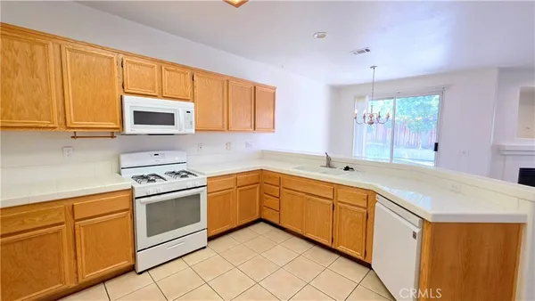 $3,295 | 3196 Hannover Street, Corona, CA 92882