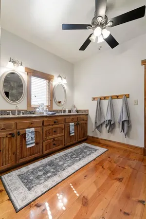 $525,000 | 132 Southside Drive, Gainesville, TX 76240
