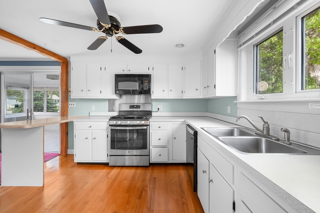 175 Lower County Road West Harwich, MA 02671 - Photo 4 of 20
