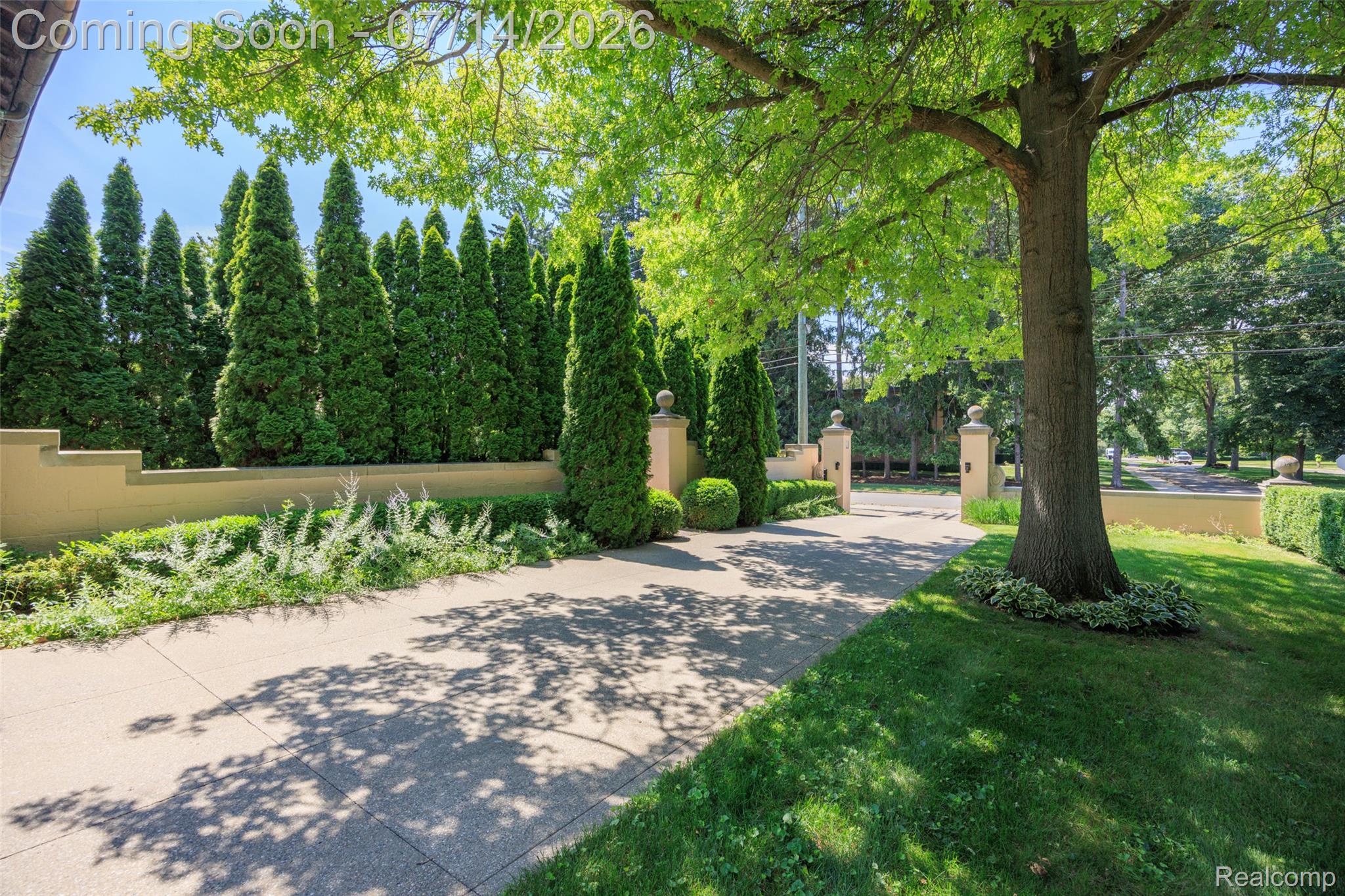 189 Cloverly Road Grosse Pointe, MI 48236 - Photo 83 of 96 189 Cloverly 06.jpeg