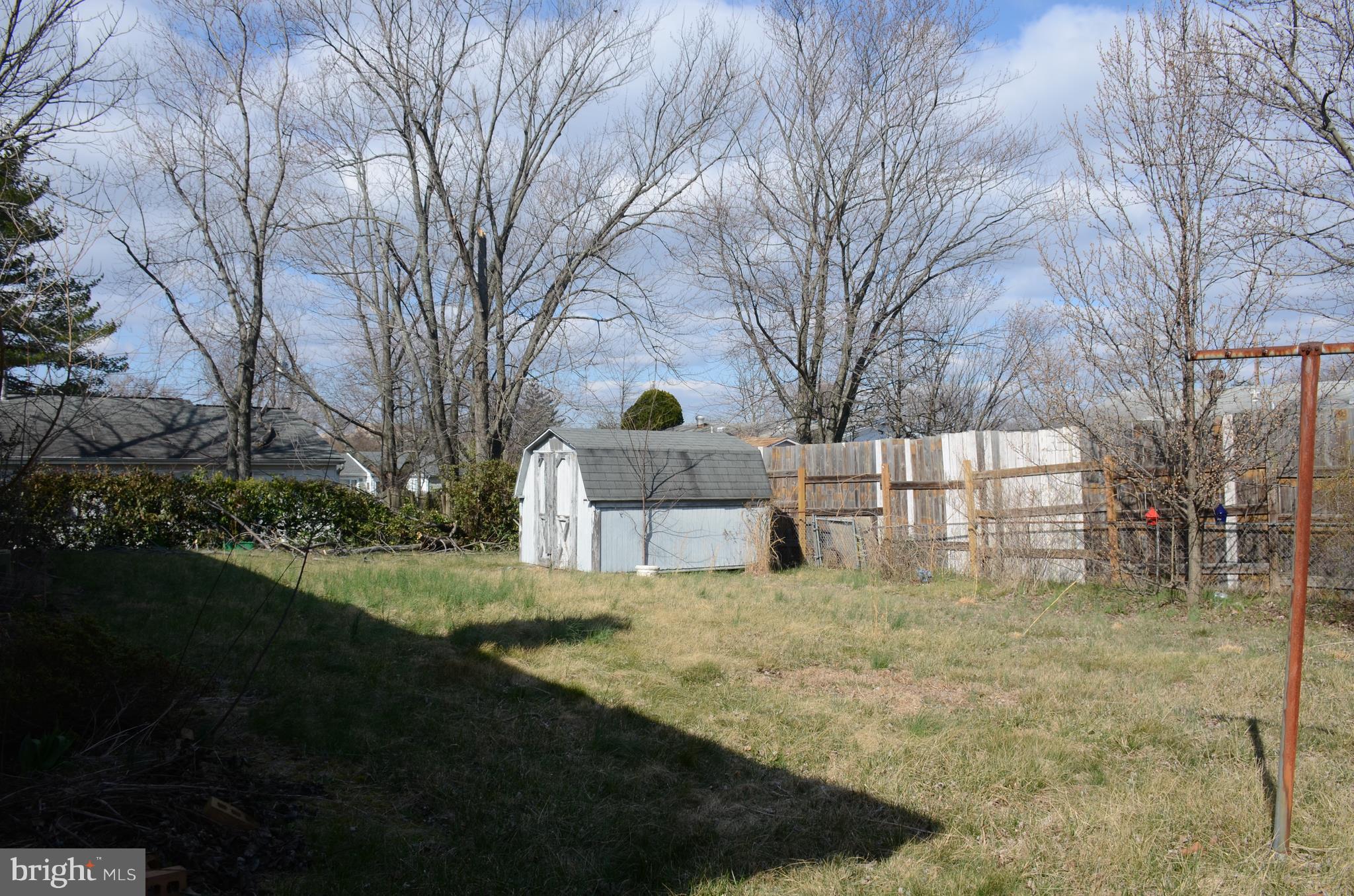 6618 Custer Street Springfield, VA 22150 - Photo 7 of 11 Exterior (Rear)