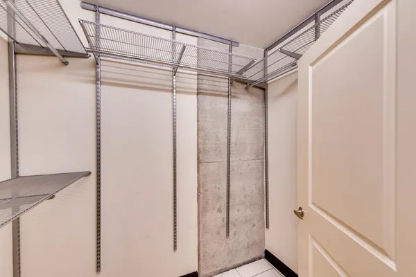 $2,100 | 415 Church Street, Unit 2106, Nashville, TN 37219