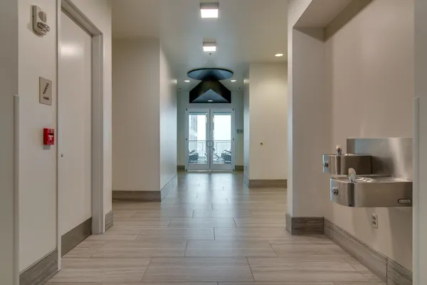 $2,100 | 415 Church Street, Unit 2106, Nashville, TN 37219