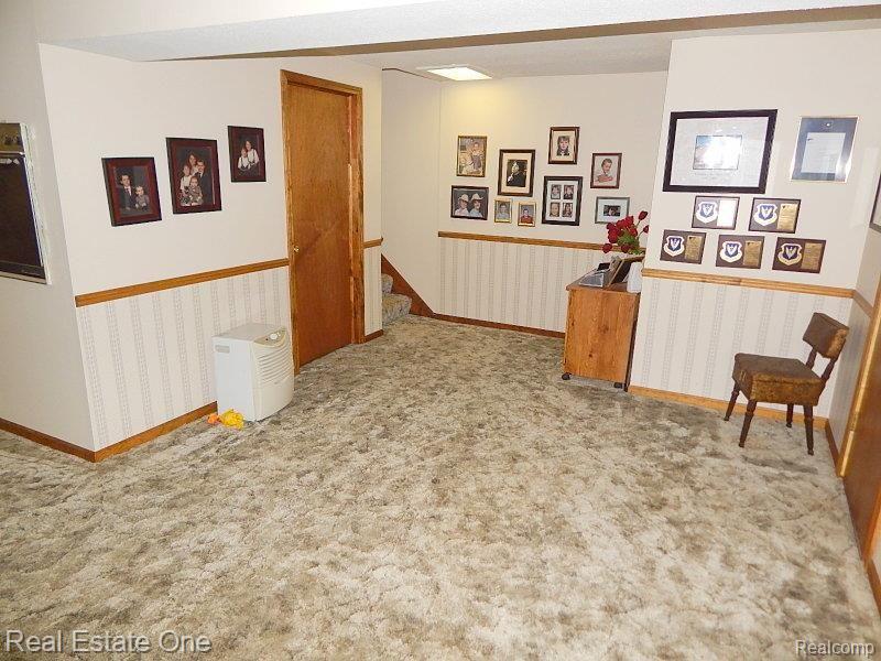 8420 Foster Road Clarkston, MI 48346 - Photo 21 of 44 DSCN2986.jpg