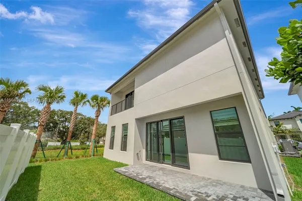 $7,000 | 1454 Southwest 23rd Street, Fort Lauderdale, FL 33315