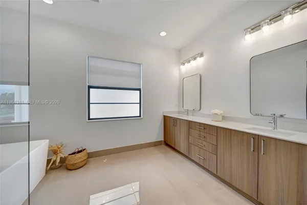 $7,000 | 1454 Southwest 23rd Street, Fort Lauderdale, FL 33315