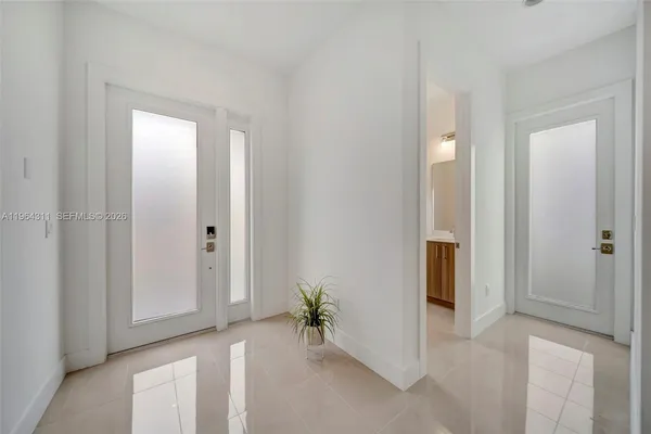 $7,000 | 1454 Southwest 23rd Street, Fort Lauderdale, FL 33315