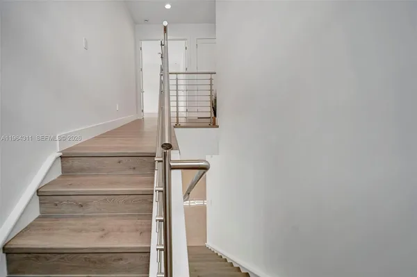 $7,000 | 1454 Southwest 23rd Street, Fort Lauderdale, FL 33315