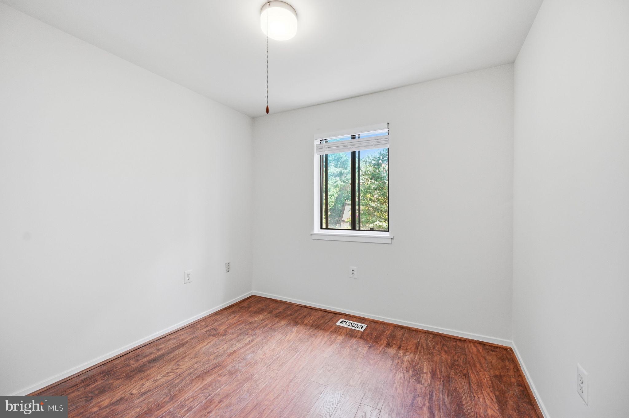 2908 Jermantown Road, Unit 24 Oakton, VA 22124 - Photo 42 of 74 Bright and airy room with nature views.