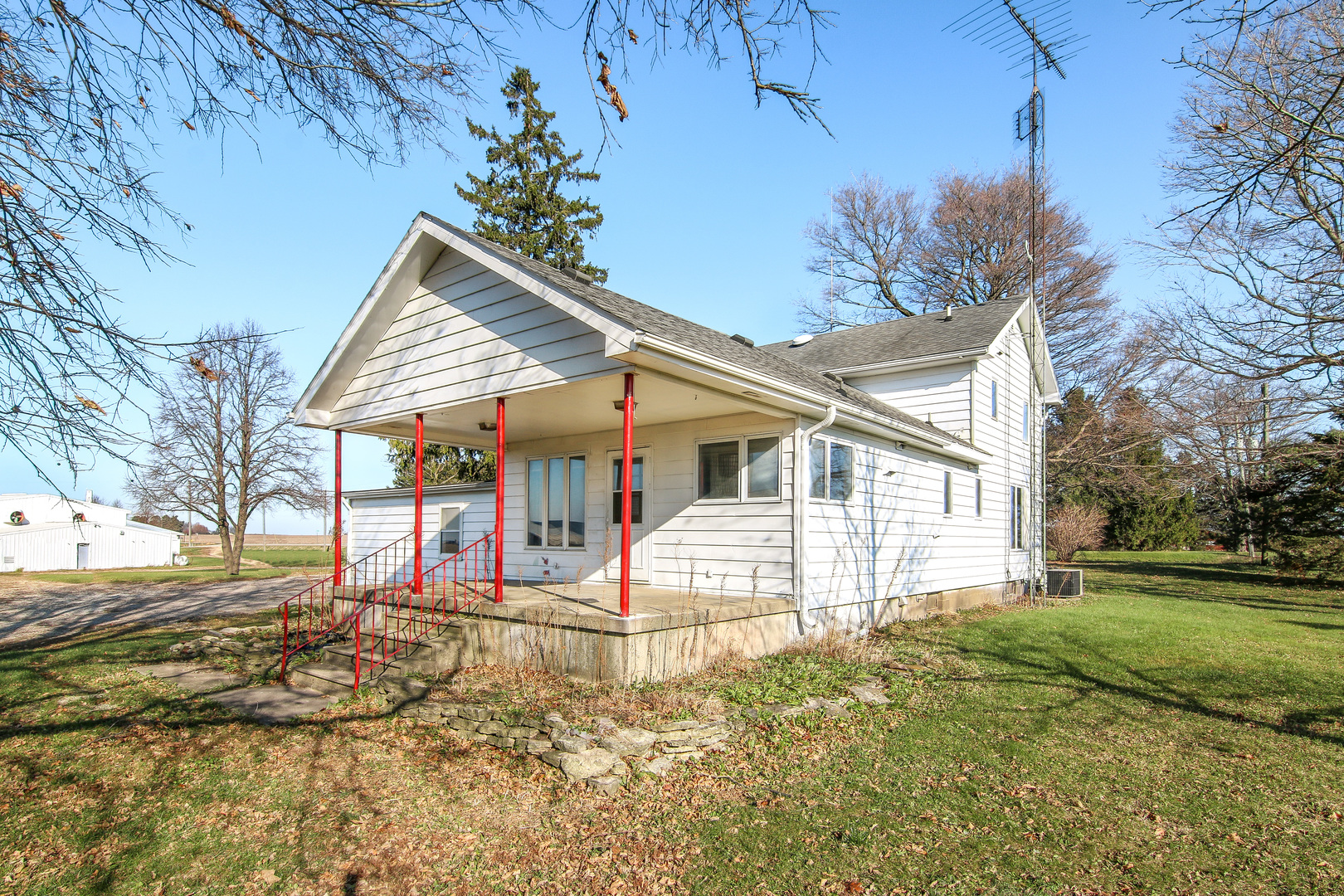 26907 Esmond Road Esmond, IL 60129 - Photo 4 of 37