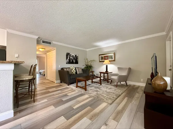 $4,000 | 711 Forest Club Drive, Unit 111, Wellington, FL 33414