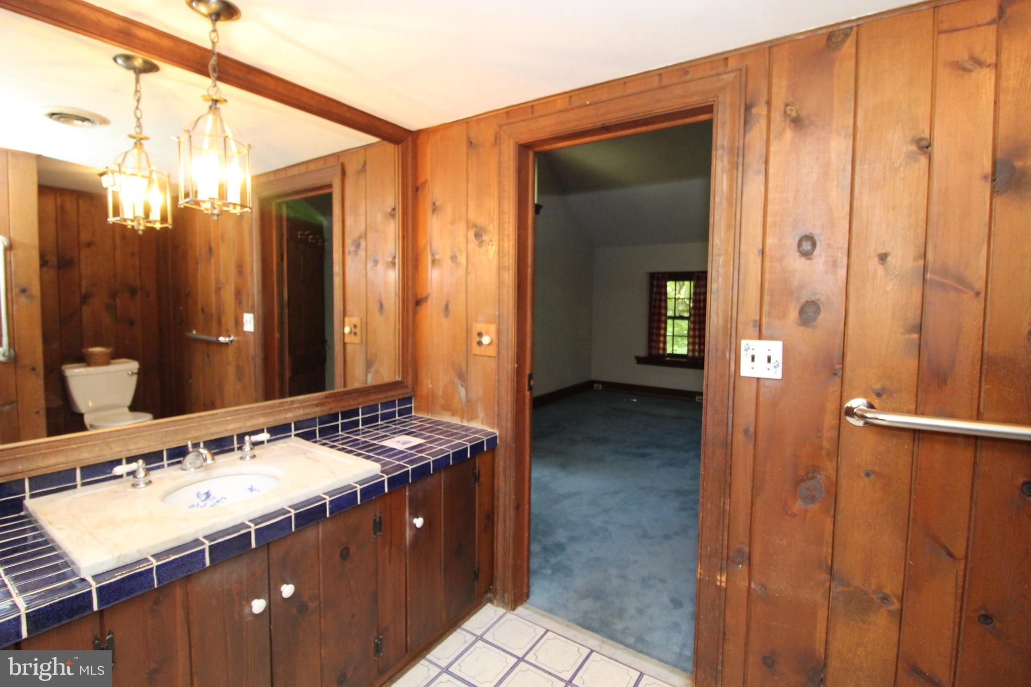 420 Hillendale Road Kennett Square, PA 19348 - Photo 22 of 48 MBathroom with Ceramic Tile