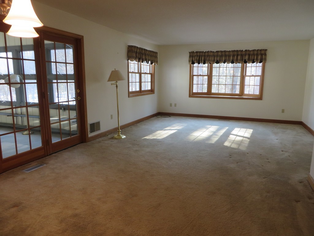 507 Country Side Road, Unit 507 Greenfield, MA 01301 - Photo 6 of 18 Gallery Image 6