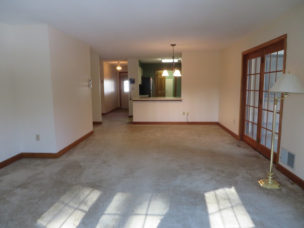 507 Country Side Road, Unit 507 Greenfield, MA 01301 - Photo 7 of 18 Gallery Image 7