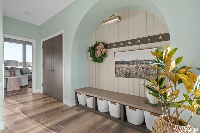 $744,923 | 5167 Lakeside Court, Bettendorf, IA 52722