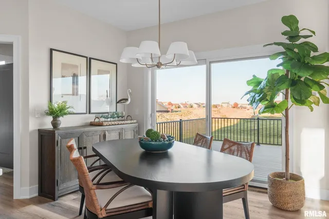 $744,923 | 5167 Lakeside Court, Bettendorf, IA 52722