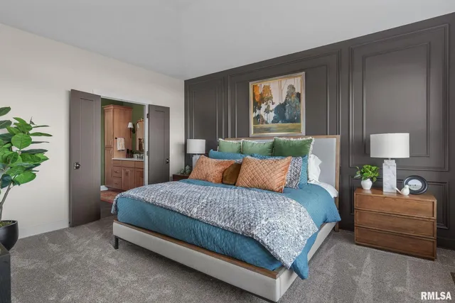 $744,923 | 5167 Lakeside Court, Bettendorf, IA 52722