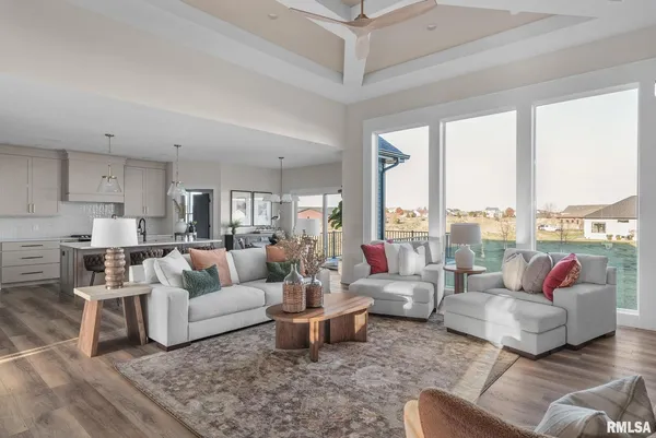 $744,923 | 5167 Lakeside Court, Bettendorf, IA 52722