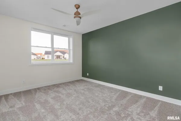 $744,923 | 5167 Lakeside Court, Bettendorf, IA 52722