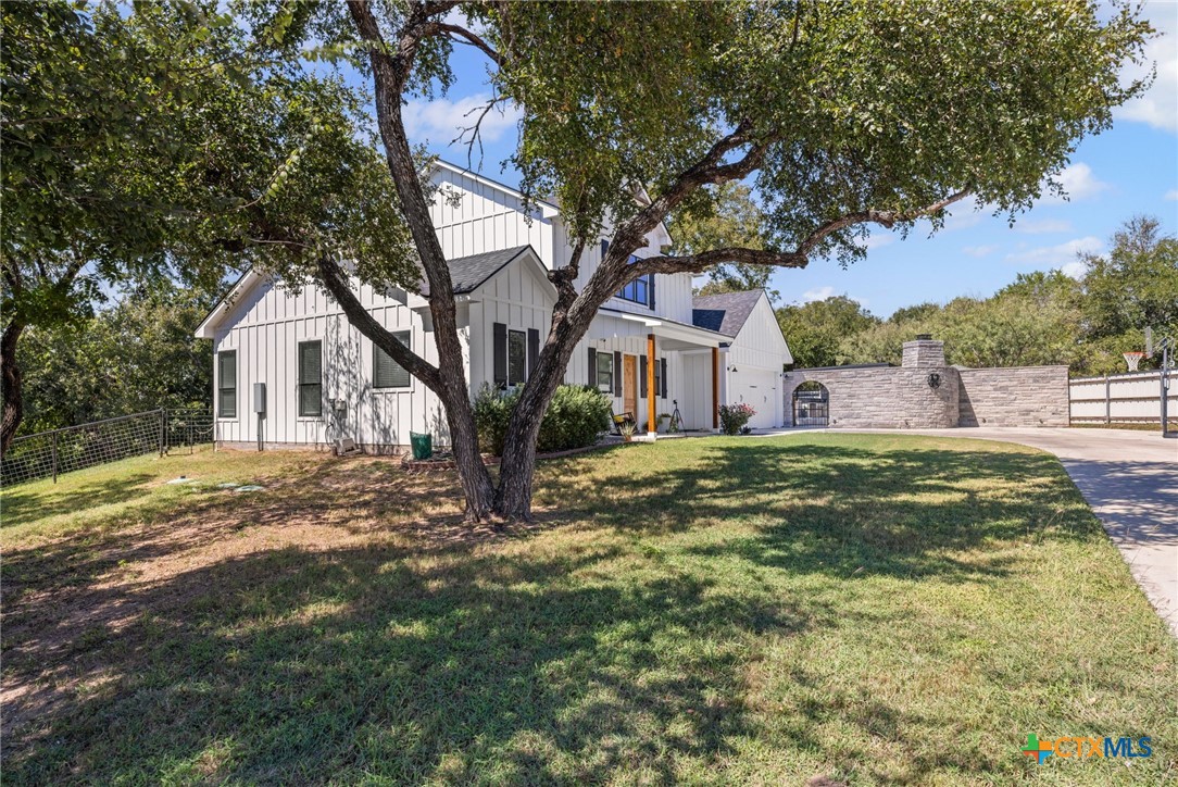 28099 Fm 2670 Killeen, TX 76549 - Photo 42 of 48 a view of a house with a tree in the yard
