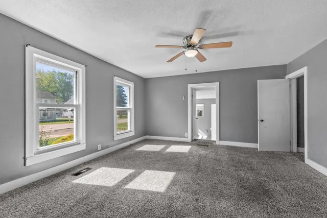 $159,900 | 2342 East Montgomery Road, Hillsdale, MI 49242