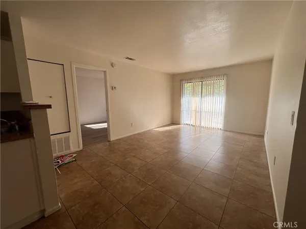 $2,000 | 1265 Kendall Drive, Unit 1714, San Bernardino, CA 92407