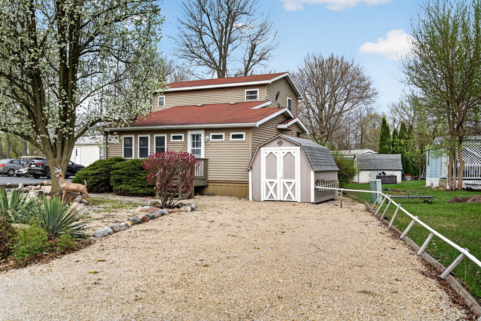 1 Largemouth Lane Wilmington, IL 60481 - Photo 1 of 47 a view of a house with a yard and sitting area