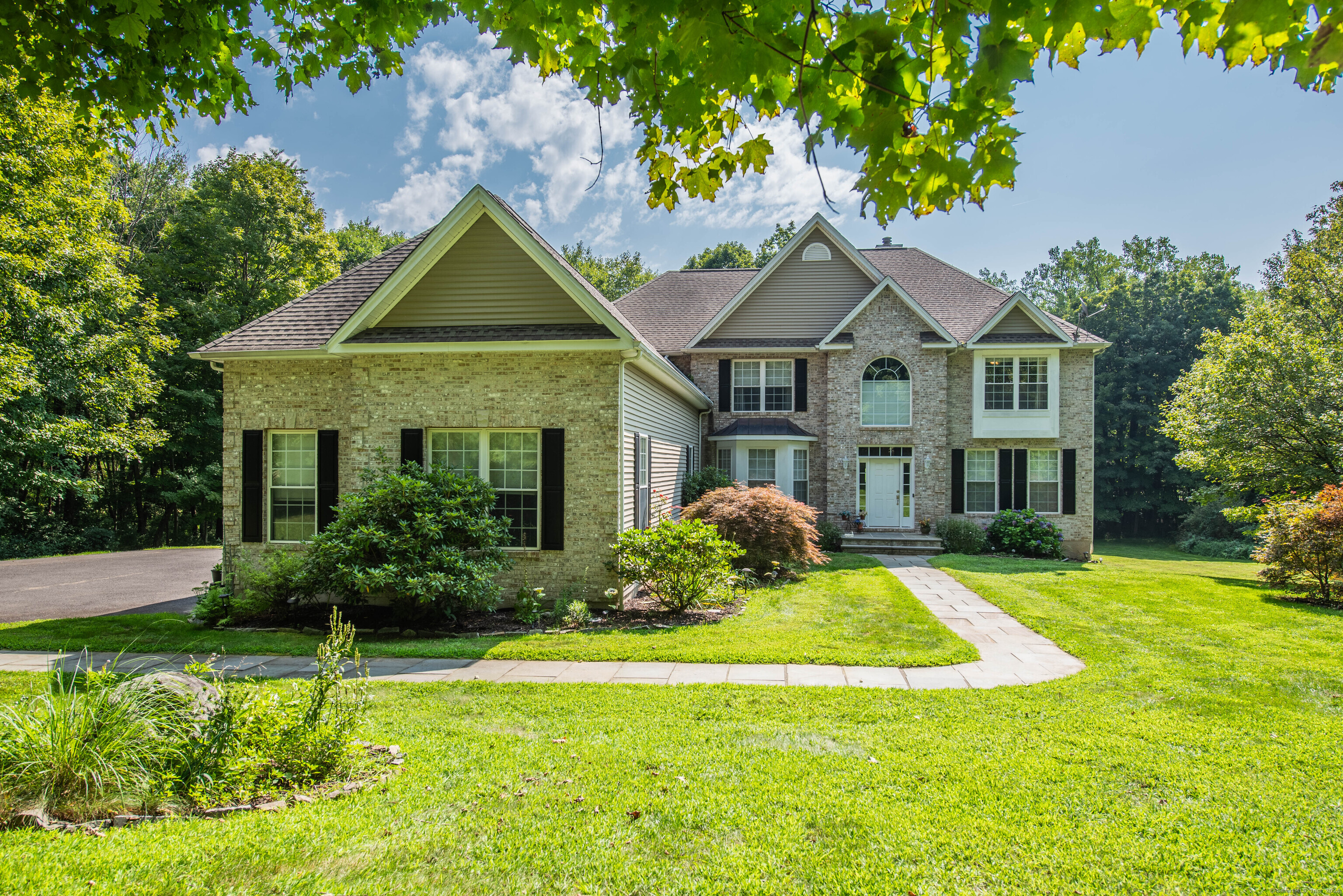 447 Transylvania Road Woodbury, CT 06798 - Photo 1 of 1 Gallery Image 1