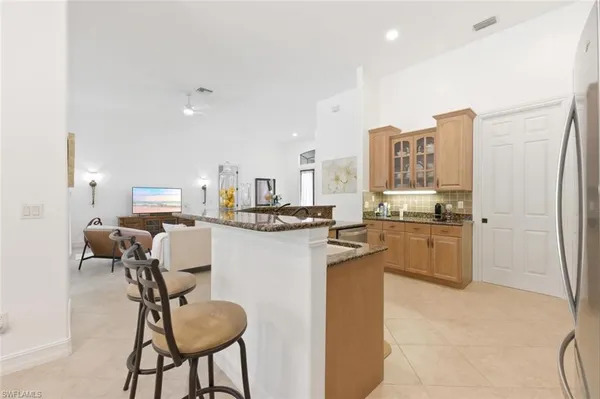 $9,000 | 18127 Royal Hammock Boulevard, Naples, FL 34114