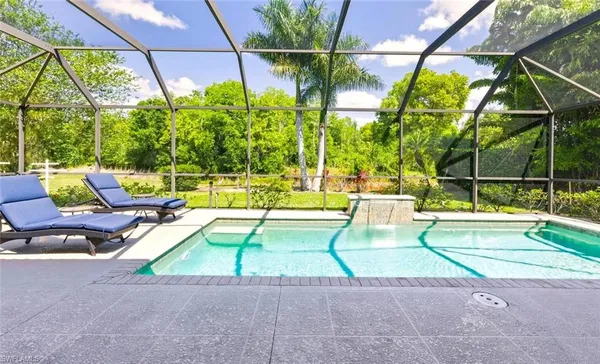 $9,000 | 18127 Royal Hammock Boulevard, Naples, FL 34114
